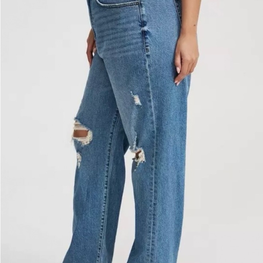 Torrid High Rise Baggy Straight Distressed Blue Jeans - Size 28T - Picture 6 of 9